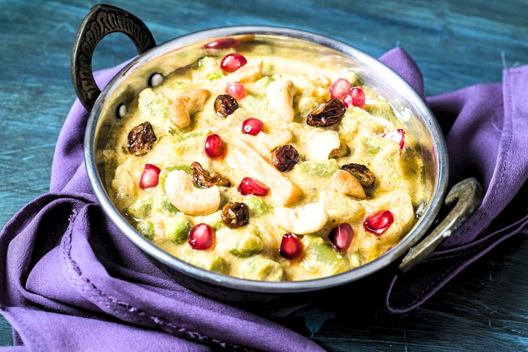 Veg Navratna Korma with White Gravy Base